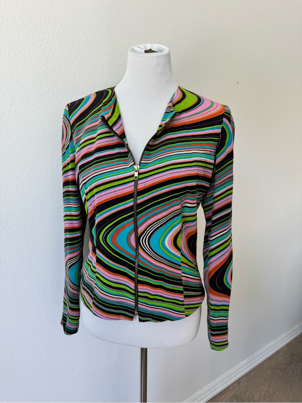 Maggy London 100% Silk Wavy Multicolored Zip Up Jacket